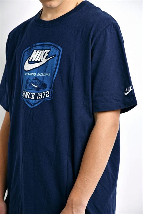 vintage nike shirts for men.